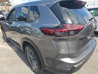 2026 Nissan Rogue SV - miniatura 6