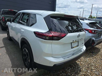 2026 Nissan Rogue SV – miniatura 2