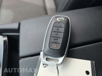 2026 Nissan Rogue SV – miniatura 8