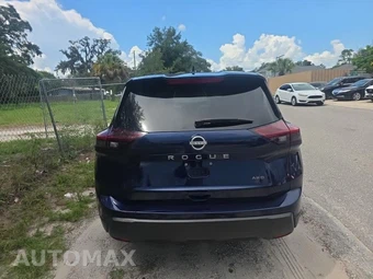 2026 Nissan Rogue SV - miniatura 5