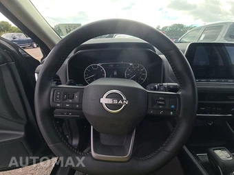 2026 Nissan Rogue SV - miniatura 10