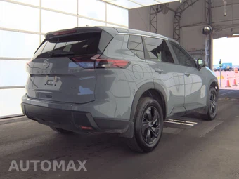 2026 Nissan Rogue SV – miniatura 4