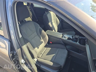 2026 Nissan Rogue SV – miniatura 8
