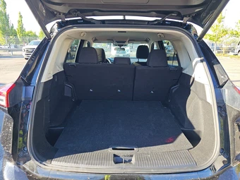 2026 Nissan Rogue SV – miniatura 16