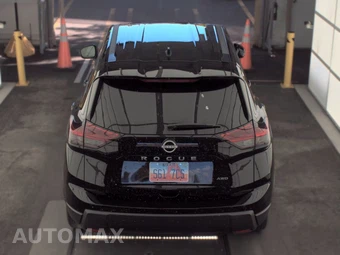 2026 Nissan Rogue SV – miniatura 5