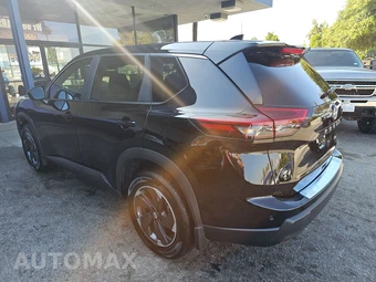2026 Nissan Rogue SV – miniatura 6
