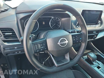 2026 Nissan Rogue SV - miniatura 10