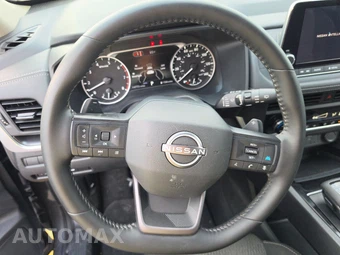 2026 Nissan Rogue SV – miniatura 10