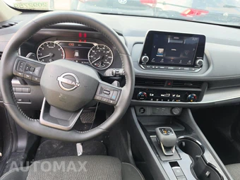 2026 Nissan Rogue SV – miniatura 11