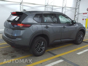 2026 Nissan Rogue SV – miniatura 4