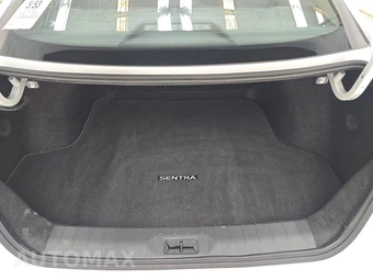 2026 Nissan Sentra S - miniatura 16