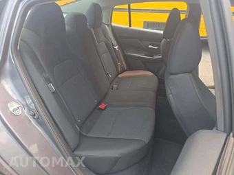 2026 Nissan Sentra S – miniatura 16