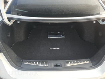 2026 Nissan Sentra SL - miniatura 16
