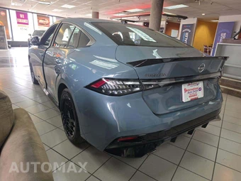 2026 Nissan Sentra SR – miniatura 2