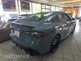 2026 Nissan Sentra SR – miniatura 3