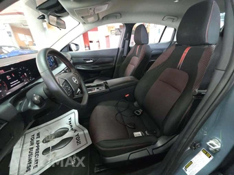 2026 Nissan Sentra SR – miniatura 6