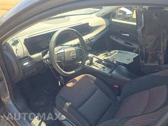 2026 Nissan Sentra SR - miniatura 11