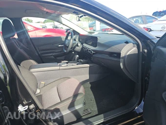 2026 Nissan Sentra SR – miniatura 8
