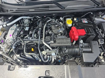 2026 Nissan Sentra SR – miniatura 15