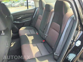 2026 Nissan Sentra SR – miniatura 13