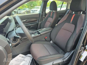 2026 Nissan Sentra SR – miniatura 6