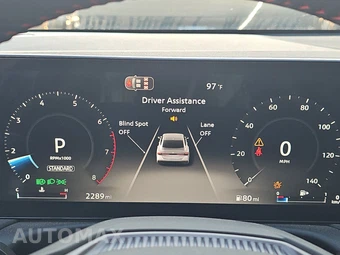2026 Nissan Sentra SR - miniatura 12
