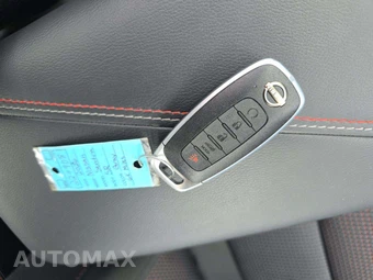 2026 Nissan Sentra SR – miniatura 8