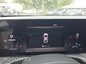 2026 Nissan Sentra SR – miniatura 9