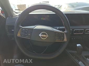 2026 Nissan Sentra SR - miniatura 10