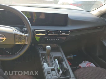 2026 Nissan Sentra SR - miniatura 11