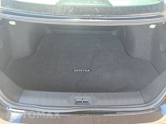 2026 Nissan Sentra SR - miniatura 16