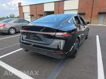 2026 Nissan Sentra SR – miniatura 3