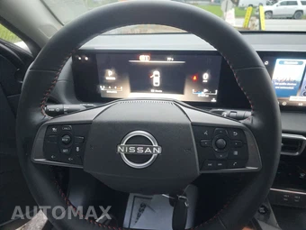 2026 Nissan Sentra SR – miniatura 10