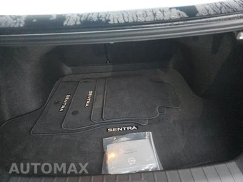 2026 Nissan Sentra SR – miniatura 16