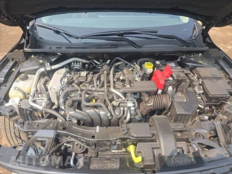 2026 Nissan Sentra SR - miniatura 15