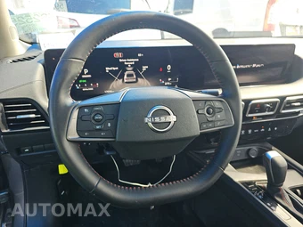 2026 Nissan Sentra SR – miniatura 10