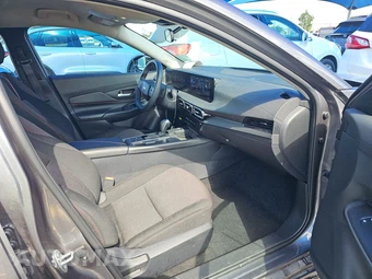 2026 Nissan Sentra SR – miniatura 8