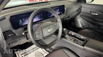 2026 Nissan Sentra SR - miniatura 12