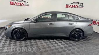 2026 Nissan Sentra SR - miniatura 3