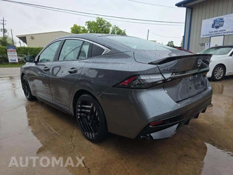 2026 Nissan Sentra SR – miniatura 2