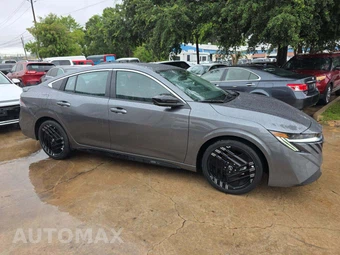 2026 Nissan Sentra SR – miniatura 4