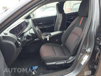2026 Nissan Sentra SR – miniatura 6