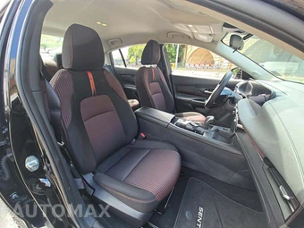 2026 Nissan Sentra SR – miniatura 18