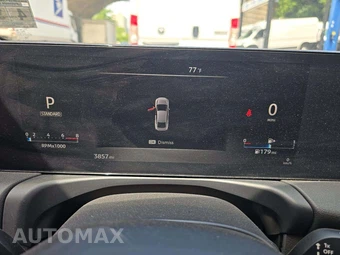 2026 Nissan Sentra SR – miniatura 9