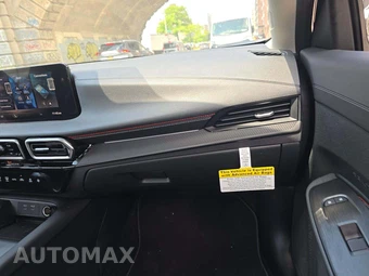 2026 Nissan Sentra SR – miniatura 19