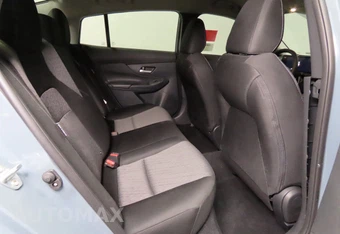 2026 Nissan Sentra SV - miniatura 6