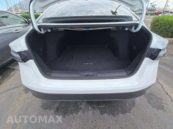 2026 Nissan Sentra SV – miniatura 14