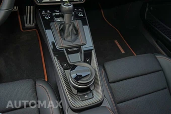 2026 Porsche 911 GT3 Coupe - miniatura 22