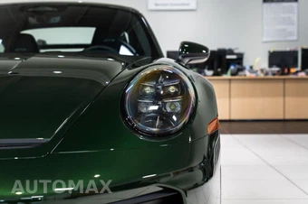 2026 Porsche 911 GT3 Coupe - miniatura 33