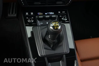 2026 Porsche 911 GT3 Coupe - miniatura 19